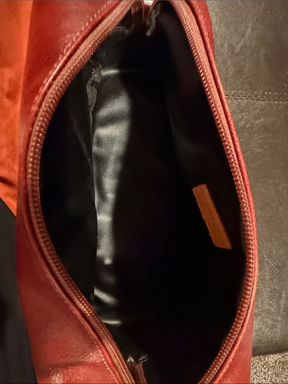 Red Leather Men's Toiletry Dopp Kit with Contrast Tan Handle - Picture 3 of 6